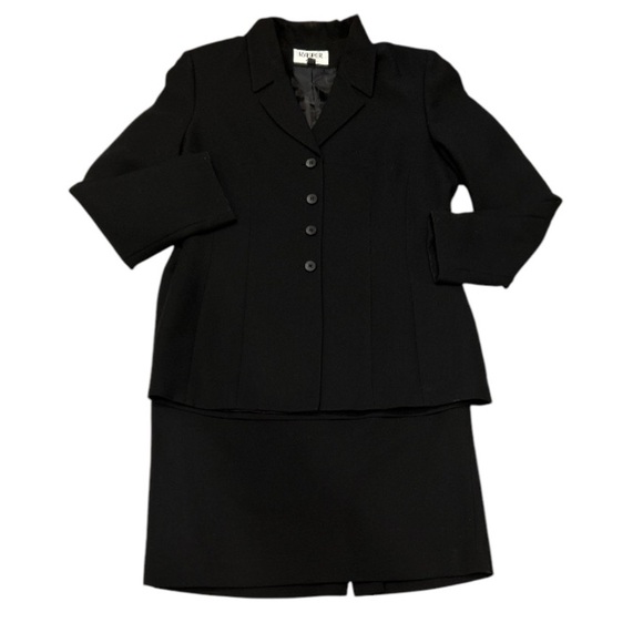Kasper ASL 2 Piece Classic Black Skirt Suit Set‎ in EUC, Size 10 - Picture 1 of 9